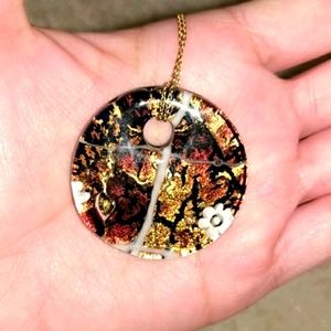 Italian Murano glass pendant/Avon gold tone chain